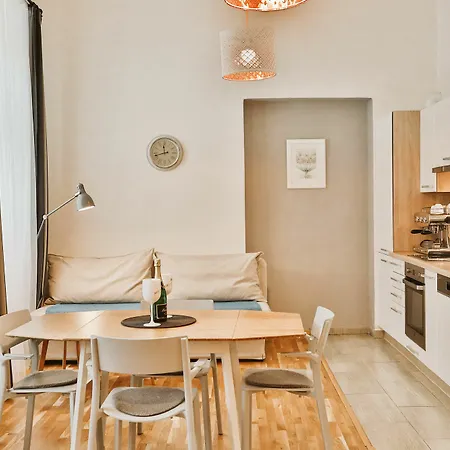 Krtek In The Heart Of Apartment